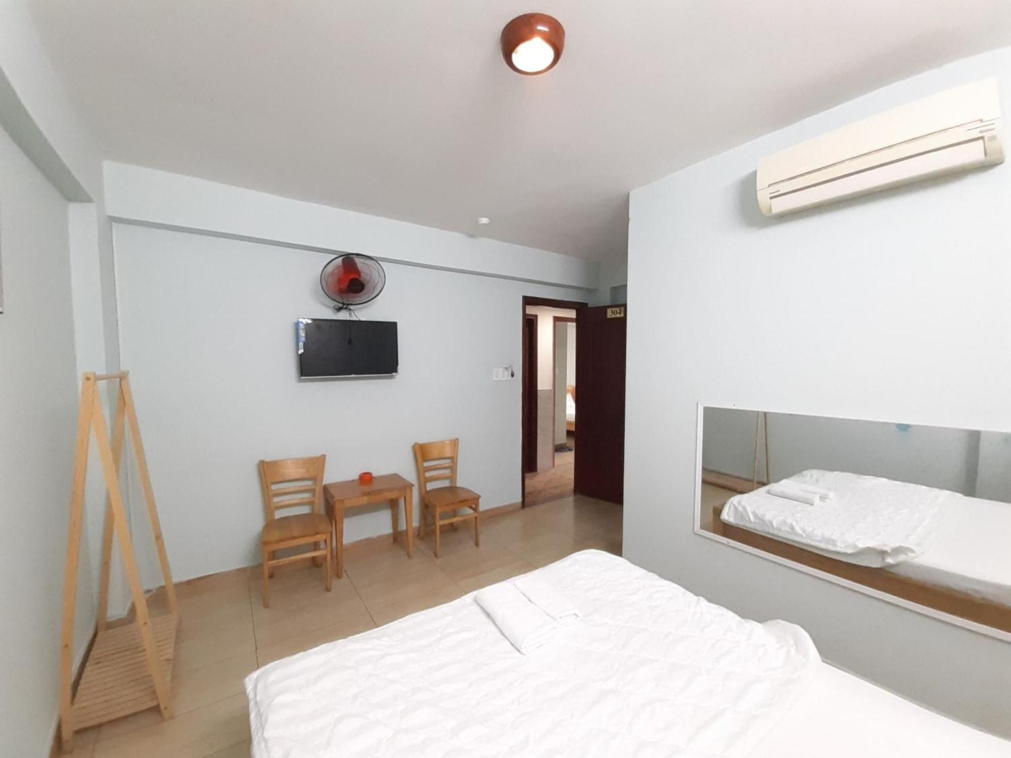 Khách sạn Capital O 1221 Thien An